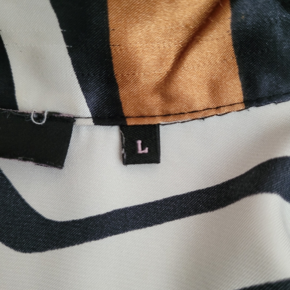 Violet & Claire Brown, Black, White Button Down Collared Silky Shirt Blouse L - Picture 4 of 11